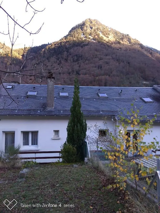 Studio Cosy Avec Terrasse Et Jardinet Apartamento Cauterets 0*,  França